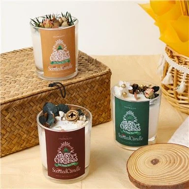 נרות סויה בניחוח חג המולד